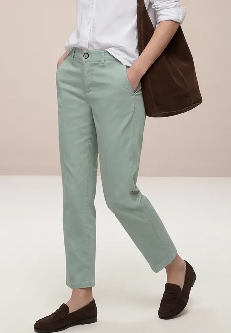 Slim Leg Chino aus Lyocellmix dark mint green