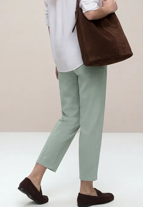 Slim Leg Chino aus Lyocellmix dark mint green