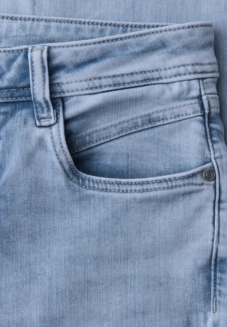 Jeansy z wąską nogawką o kroju Slim Fit i długości Mid Waist light blue random wash