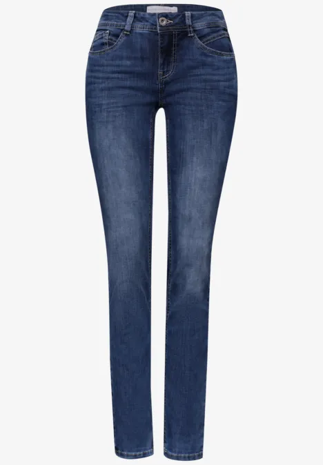 Low Waist Slim Legs jeans in casual fit authentic dark blue wash