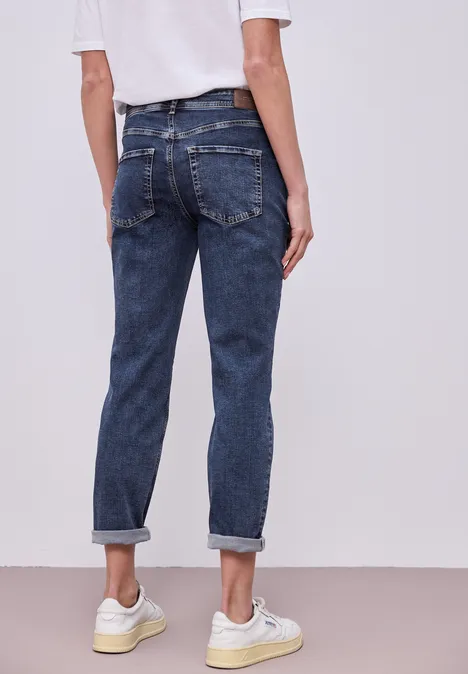 Jeansy typu boyfriend Dark blue washed Jeansy typu boyfriend Dark blue washed