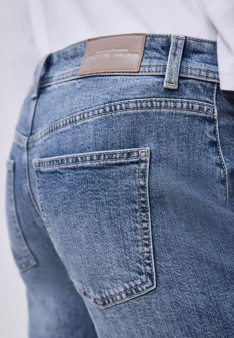 Jeans avec détail d'ourlet mid blue washed