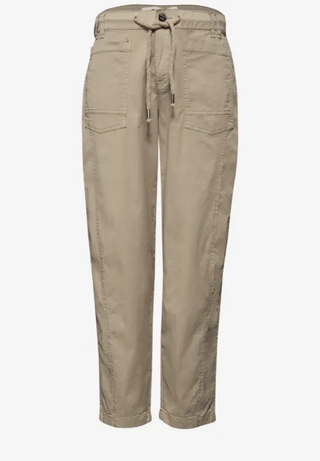 Pantalon à jambes coniques en sergé safari beige