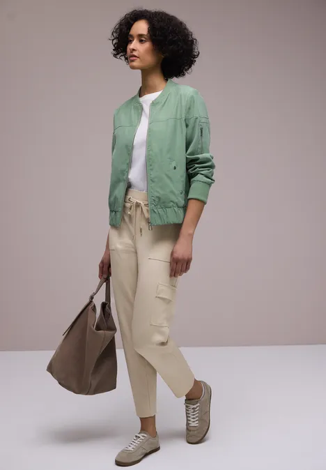 Cargo Hose smoke beige