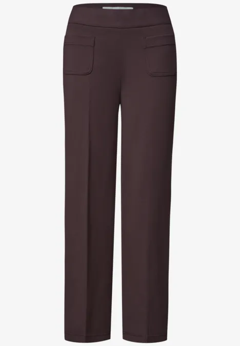 High Waist Straight Leg Hose im Casual Fit ruby vine Schlichte, dunkelbraune Damenhose mit weitem Bein und aufgesetzten Taschen.