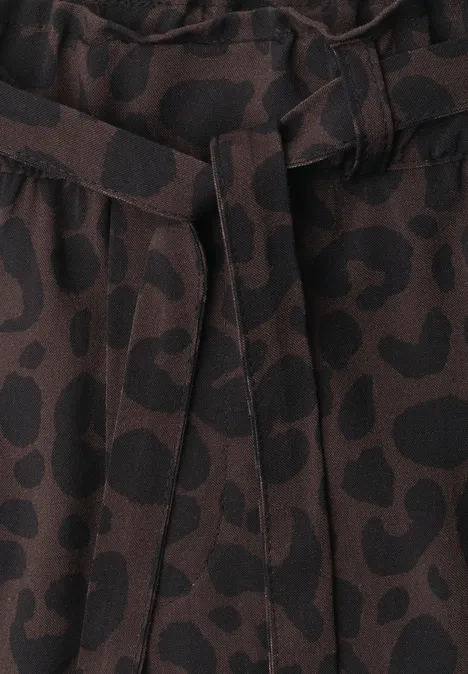 High Waist Shorts mit Paperbag-Bund molten earth Braune Hose mit schwarzem Leopardenmuster und Bindegürtel