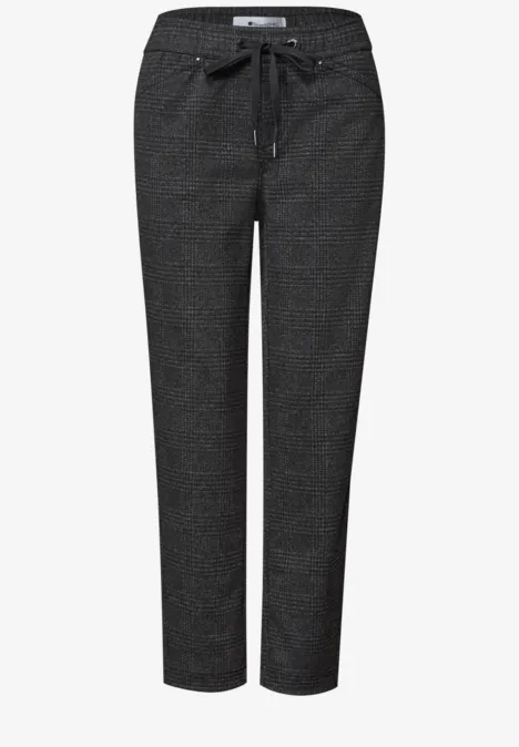 Schwarze, taillierte Damenhose mit dezentem Muster, elastischem Bund und Bindeband.