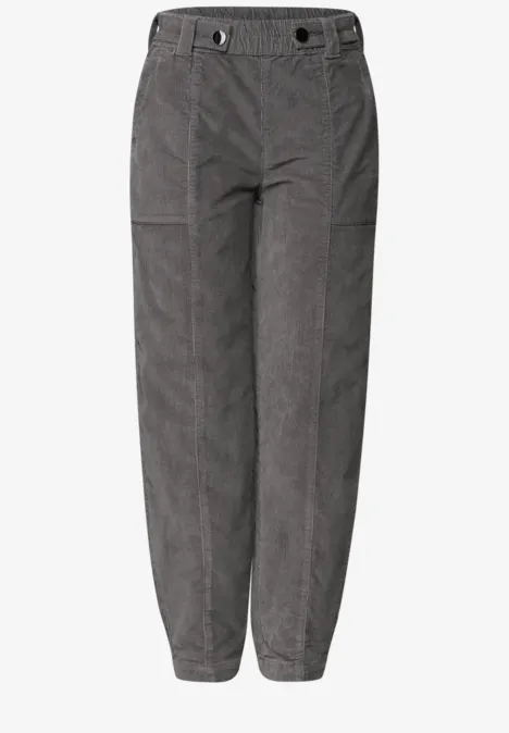 Spodnie High Waist z nogawkami typu barrel z elastycznym pas eclipse grey Luźne szare spodnie z wysokim stanem, szlufkami, zapięciem na guzik i zamek oraz elastycznymi ściągaczami.