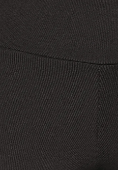 Thermo-Leggings im Skinny Fit black coffee Close-up eines schwarzen Stoffs mit Naht.