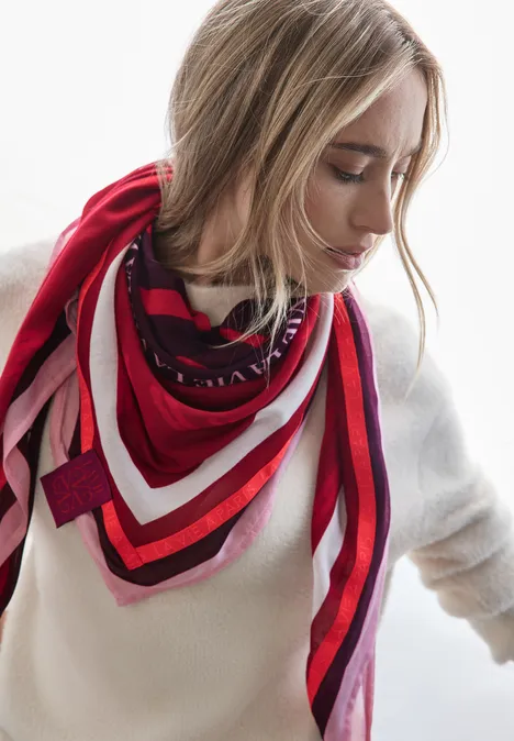 Bedrucktes Tuch autumn red