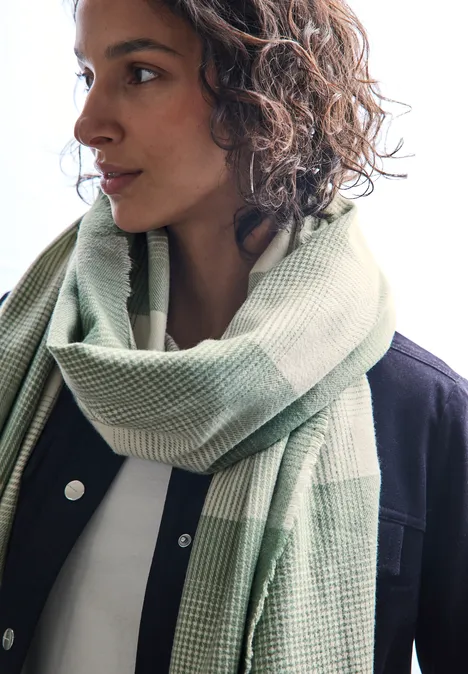 Langer karierter Schal mint green
