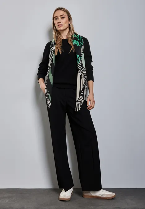 Gemustertes Tuch Black