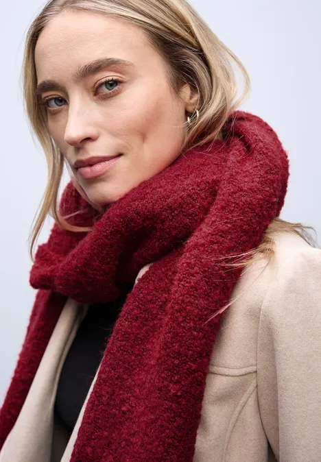 Bouclé Schal carpet red