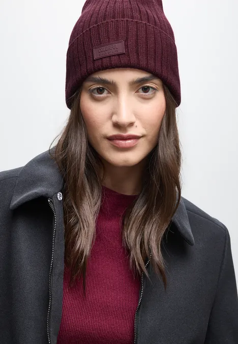 Rippstrick Beanie wildberry red