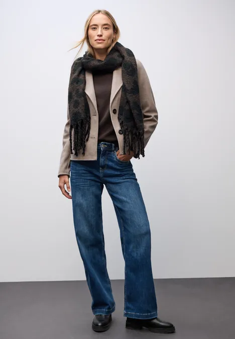 Kuscheliger Leo Schal darkest brown