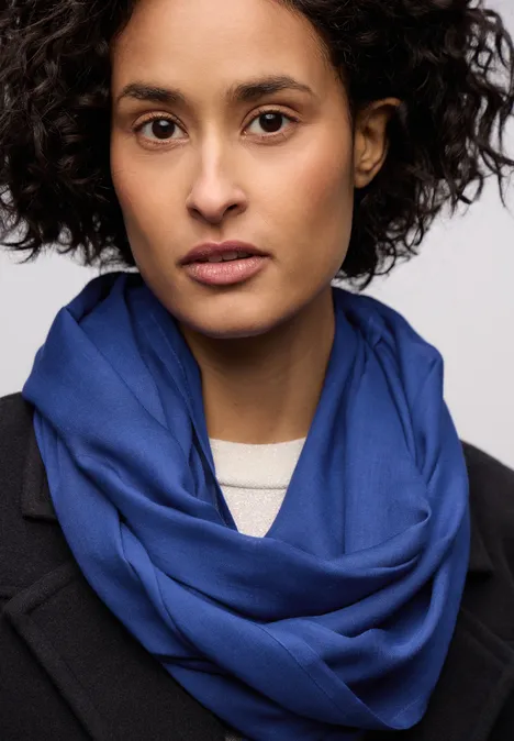 Écharpe loop en couleur unie null Écharpe loop en couleur unie null