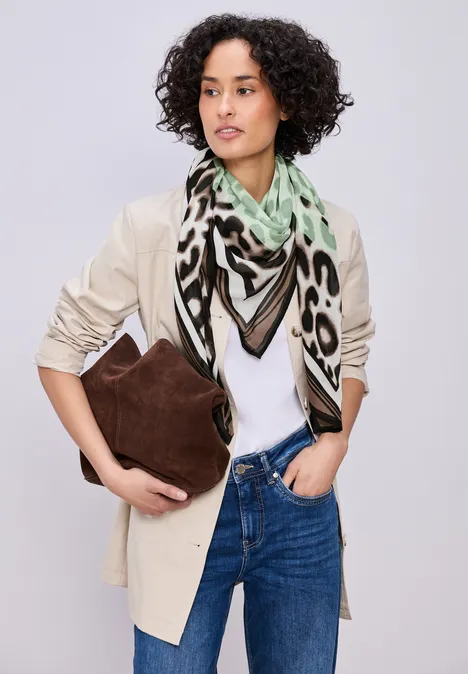 Tkanina Leo Bright Pistachio