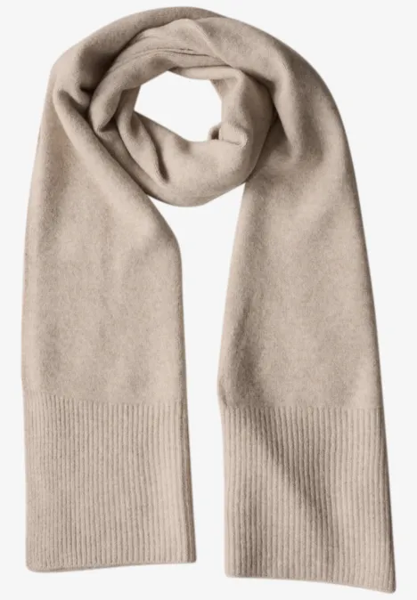 Langer Feinstrickschal in Unifarbe Soft Sand Mel.