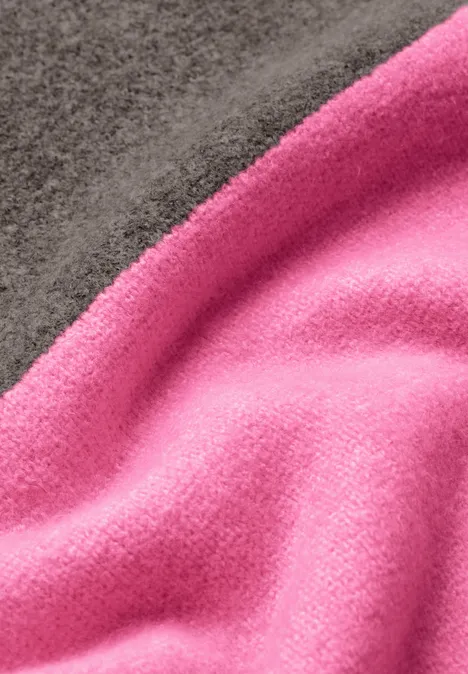 Fijngebreide sjaal in colorblock-stijl warm blush