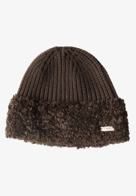 Strick Beanie mit Teddydetails auburn brown Strick Beanie mit Teddydetails auburn brown