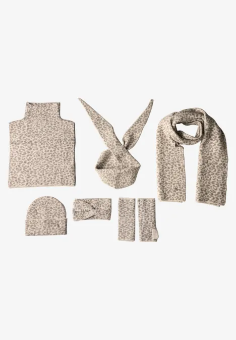 Jacquard Schal mit Leo-Muster barley beige mel. Jacquard Schal mit Leo-Muster barley beige mel.