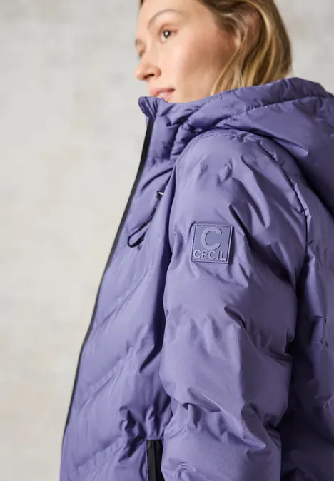 Manteau avec soudures stormy violet