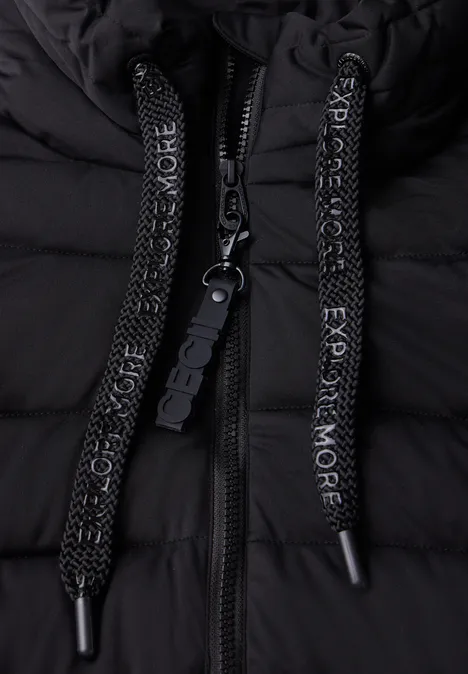 Gefütterter Mantel Black