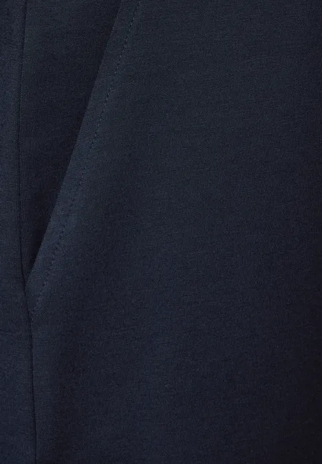 Robe molletonnée à grand col universal blue