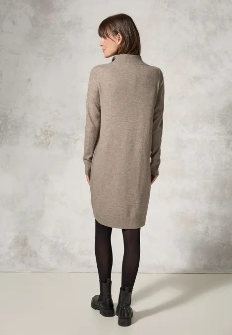 Kuscheliges Strickkleid taupe melange