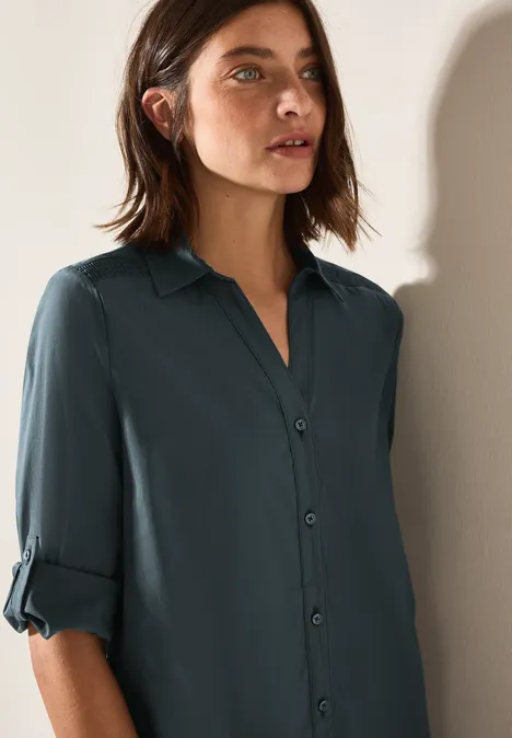 Kleid mit Smok-Detail slate khaki