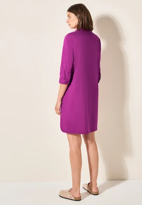 Kleid mit Smok-Detail anemone pink