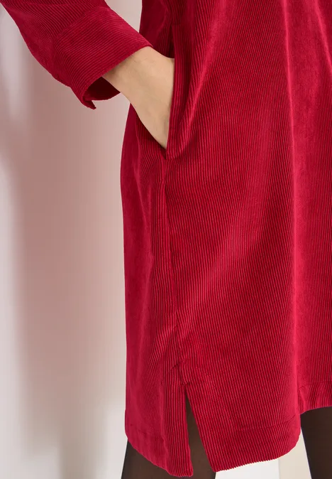 Cordkleid in Unifarbe beaujolais red