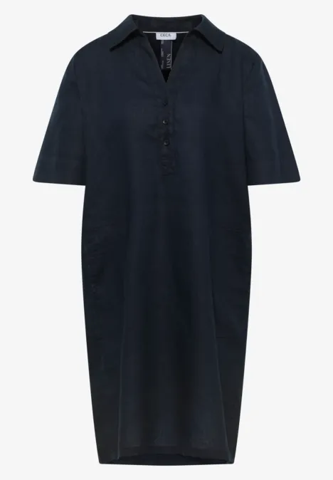 Donkerblauwe, knielange overhemdjurk met korte mouwen en knoopsluiting