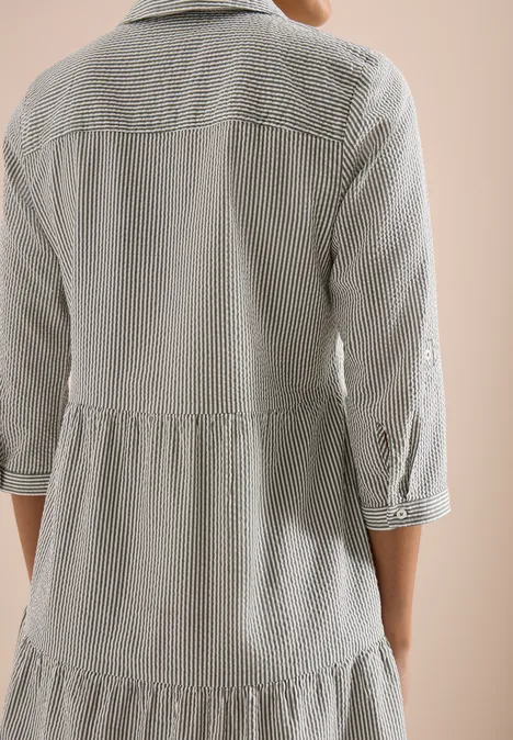 Knielanges Kleid in Seersuckerqualität khaki