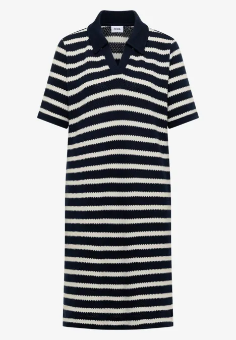 Knielange jurk in ajourbreisel universal blue