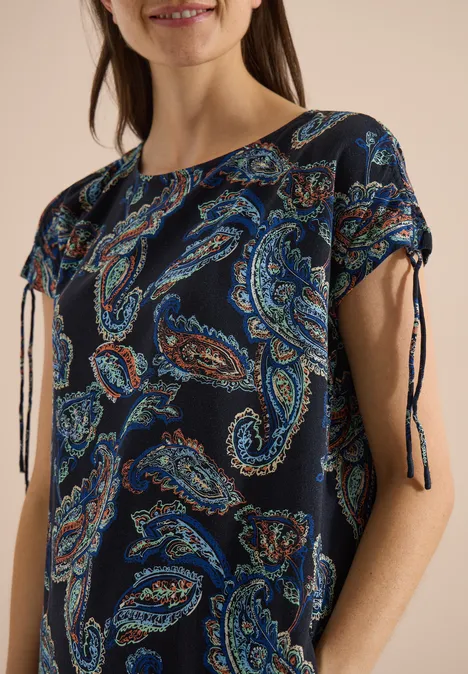 Robe mi-longue à manches courtes universal blue Blouse bleu foncé à imprimé cachemire coloré et manches courtes à cordons