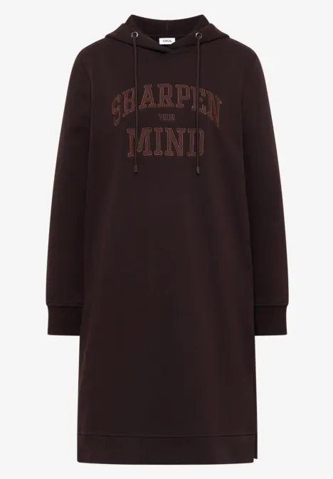 Braunes, knielanges Kapuzenkleid mit langen Ärmeln und Front-Print 'SHARPEN MIND!'