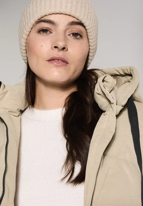 Gefütterte Steppjacke creamy almond beige
