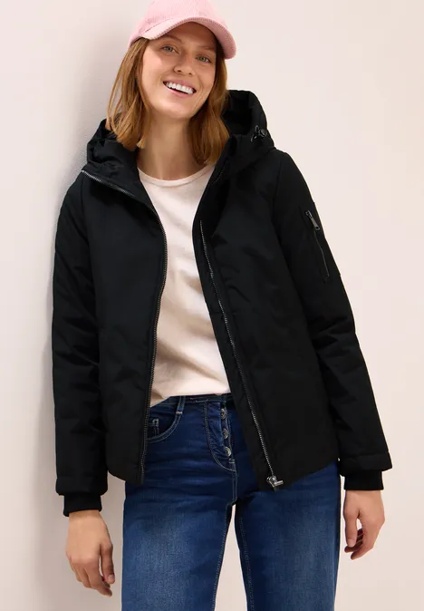 Gefütterte Jacke Black