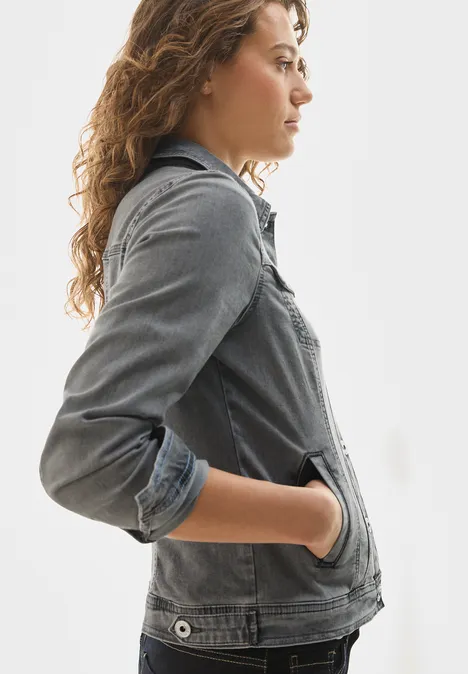 Jeansjacke mit Hemdkragen mid grey used wash Jeansjacke mit Hemdkragen mid grey used wash