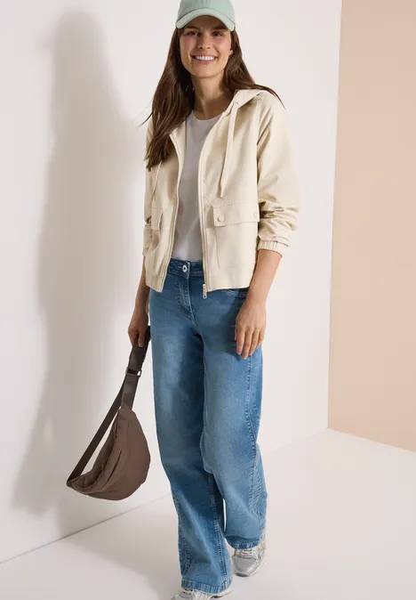 Jacke mit Kapuze und Elastikbund pearl beige