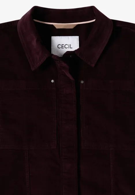 Dunkelrote Cordjacke mit Kragen und Knopfleiste, Etikett 'CECIL' im Nackenbereich.