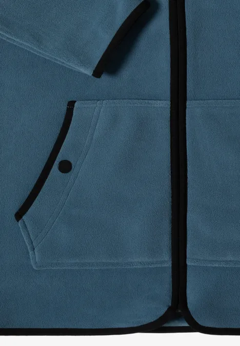 Fleecejacke mit Zipper und Stehkragen mountain air blue Blauer Fleece-Hoodie mit schwarzem Reißverschluss und Knopftasche.