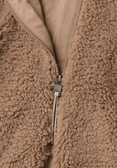 Teddy-overshirt met scuba-capuchon creamy mocha Braune Teddy-Fleece-Jacke mit offenem Reißverschluss und beigem Futter