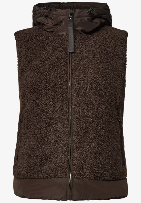 Dunkelbraune, ärmellose Teddyfleece-Weste mit Kapuze, Reißverschluss und seitlichen Taschen.