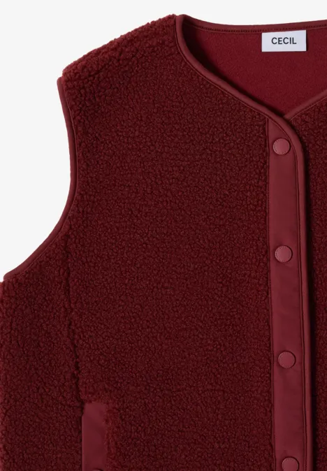 Rotes ärmelloses Fleece-Weste mit Knopfleiste und runden Druckknöpfen.