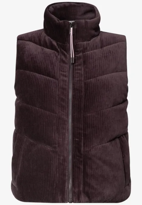 Corduroyvest met doorgestikt patroon en ritssluiting berry red Donkerpaarse corduroy bodywarmer met hoge kraag, rits en gewatteerde vulling, mouwloos.