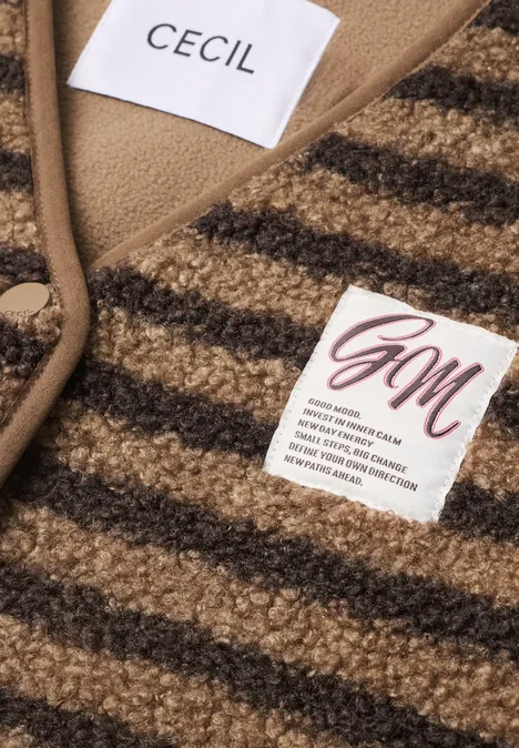 Braun gestreifter Strickcardigan mit Markenetiketten 'CECIL' und 'G&M'.