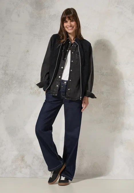 Federgarn Weste Black