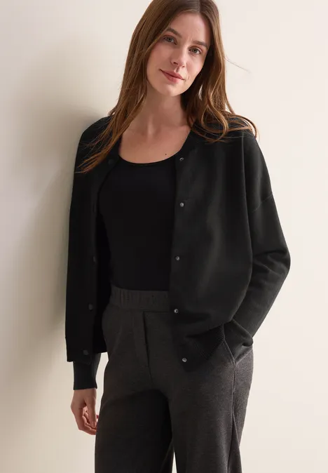 College Cardigan Black